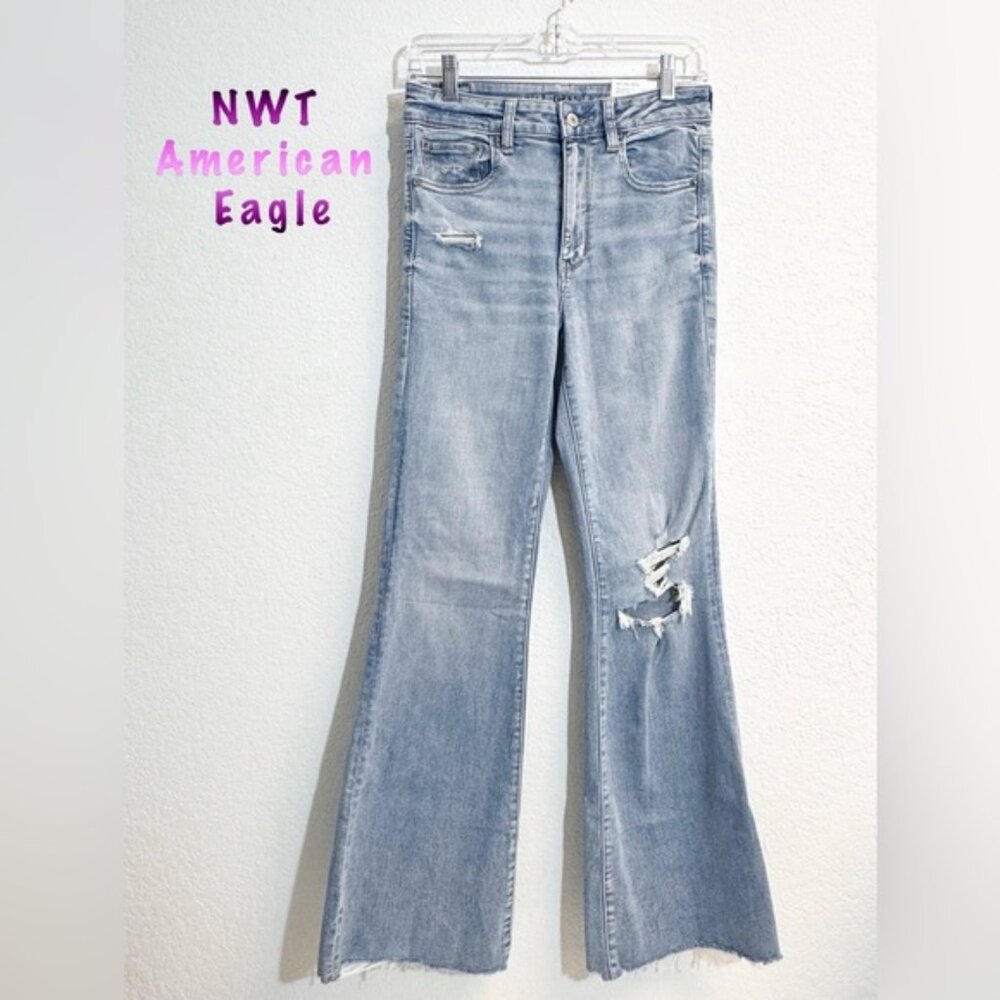NWT AE Super High Rise Flare Next Level Stetch Denim Jeans 6 Reg
